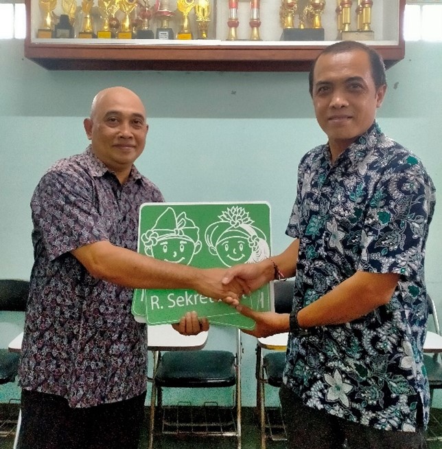 Perancangan Signage dan Wayfinding di Lembaga Pendidikan Widya Dharma Kota Bandung