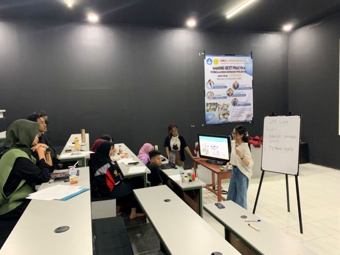 Workshop Dasar-Dasar Film dan Animasi untuk Siswa di SMK 2 LPPM RI Majalaya di Kabupaten Bandung