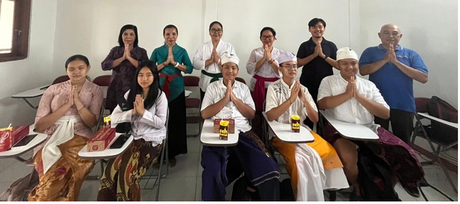 Pengabdian Masyarakat Universitas Telkom: Peningkatan Pembelajaran Agama dengan Motion Graphic di Lembaga Pendidikan Hindu Widya Dharma