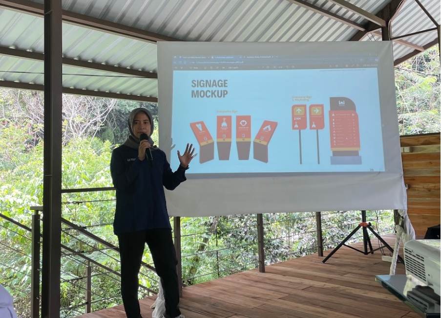 Tim Pengabdian Masyarakat Rancang Signage Interaktif untuk Tingkatkan Edukasi dan Aksesibilitas Wisata Gunung Puntang