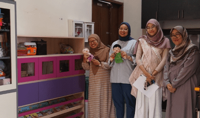 Hibah Furnitur Ramah Anak sebagai Media Pembelajaran di Almalia School